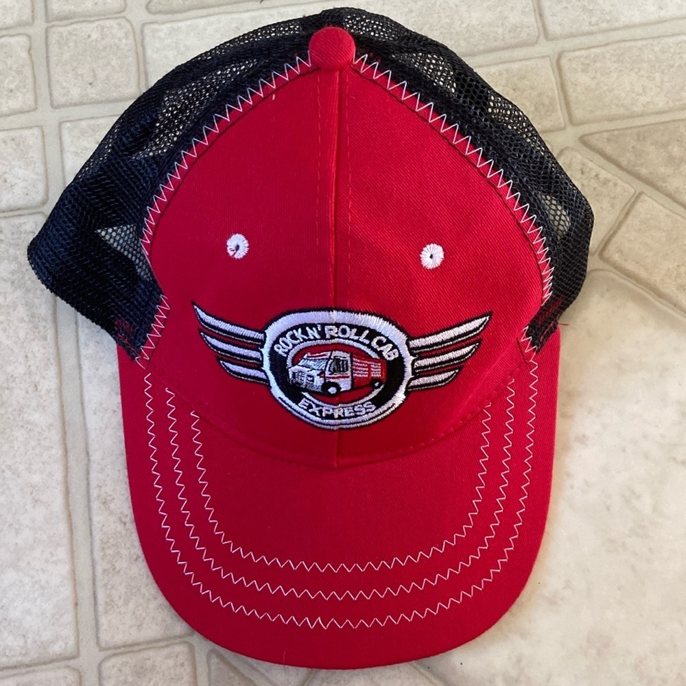 Snap-On Tools Rock N' Roll Cab Express Mesh Trucker StrapBack Hat Red Black